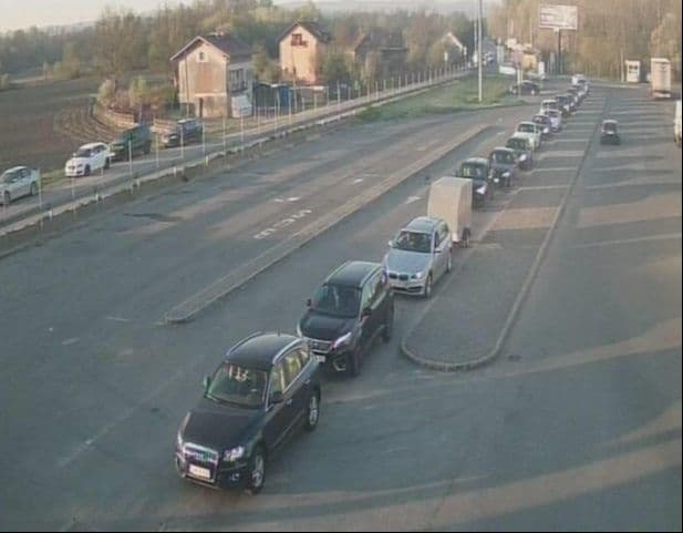 Pojačan promet vozila na graničnim prijelazima iz BiH