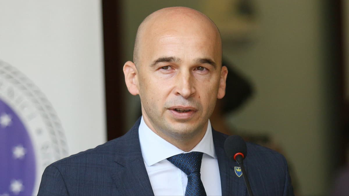 Premijer Pivić: Gašenje čeličane nije opcija za Zeničko-dobojski kanton