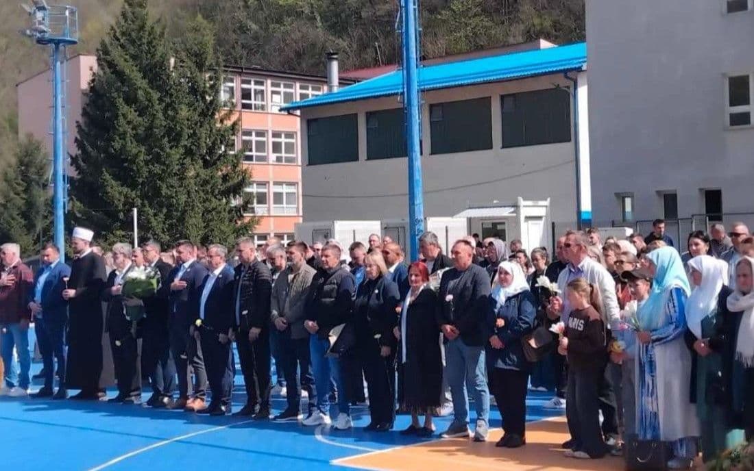 Obilježena 33. godišnjica stradanja bošnjačkih civila u Srebrenici
