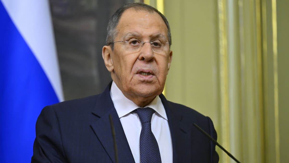 Lavrov: EU stvara "tampon zonu" od Srbije protiv Rusije