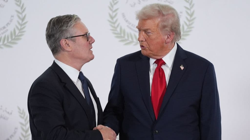 Starmer pozvao Trampa da ostane u NATO-u