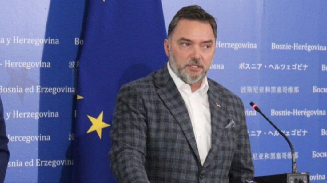 Košarac kritikovao opoziciju u RS zbog slavljenja Orbánovog poraza