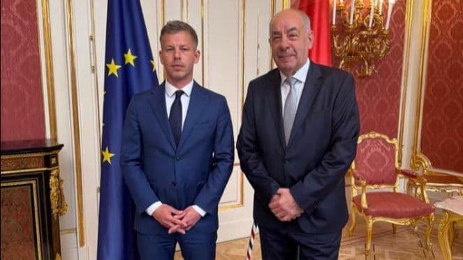 Mađar zatražio ostavku predsjednika Mađarske nakon sastanka