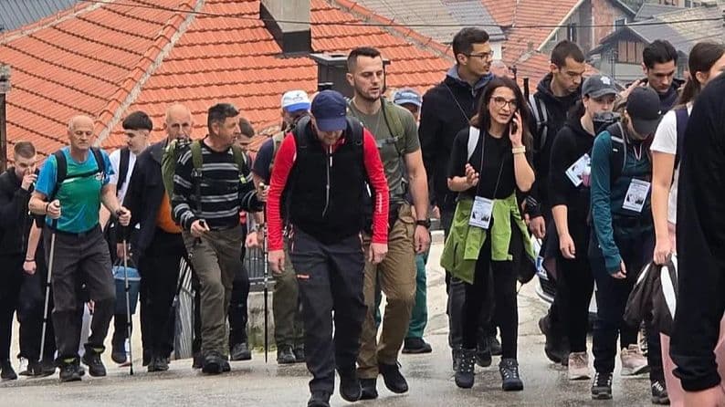Tradicionalni marš "Put istine i sjećanja" krenuo prema Ahmićima