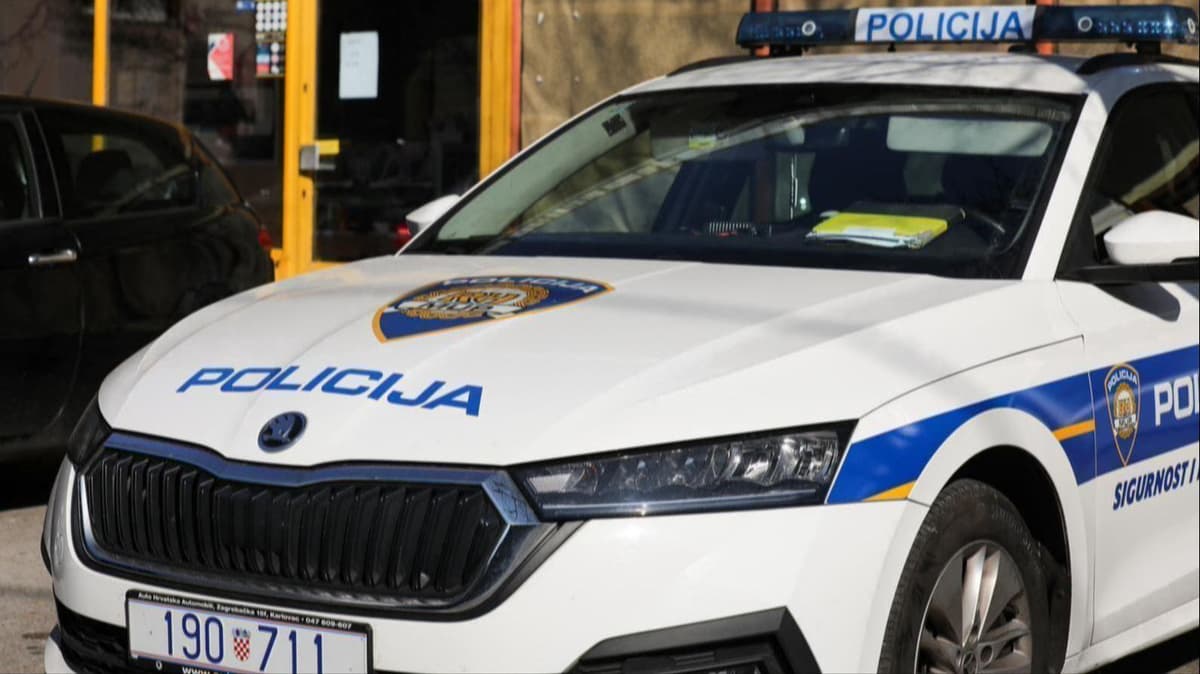 Policija spriječila navijački obračun u Dalmaciji, uhapšeno četrnaest osoba