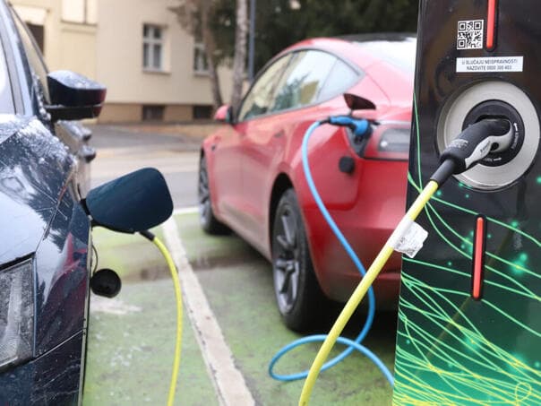 Udio električnih vozila raste u EU