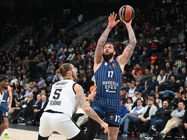 Efes slavio protiv Partizana nakon produžetka
