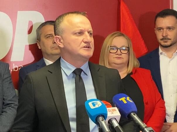 Načelnik Hrustanović i vijećnici SBiH prešli u SDP