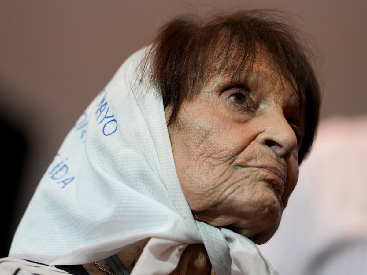 Majke s Plaza de Mayo obilježavaju 50 godina od vojnog udara