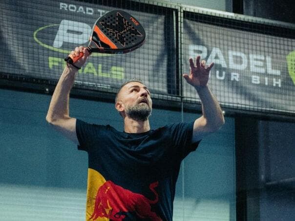 Vedad Ibišević započeo novu sportsku karijeru nakon fudbala
