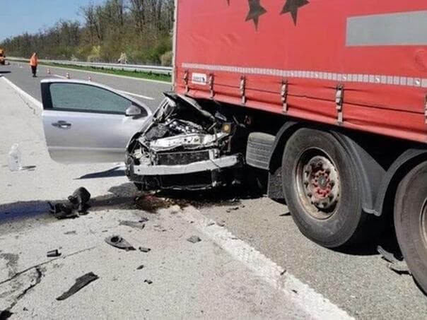 Državljanin BiH poginuo u saobraćajnoj nesreći kod Bajakova