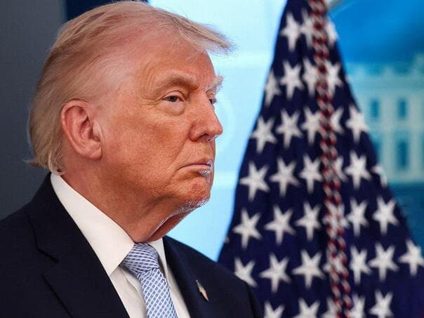 Trump tvrdi da je iranska mornarica uništena, prijeti potapanjem brodova
