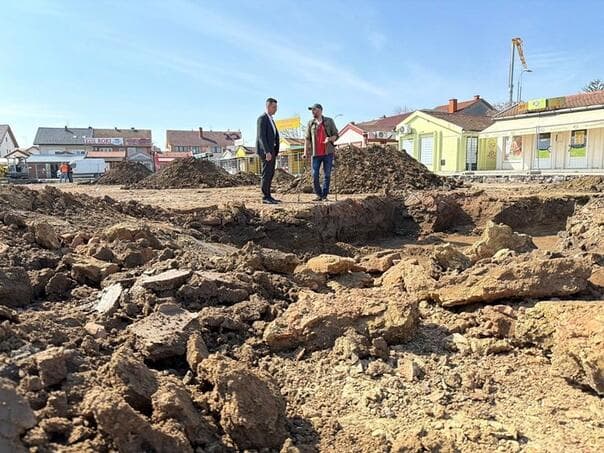 Arheolozi pronašli 22 rimska groba u Vinkovcima