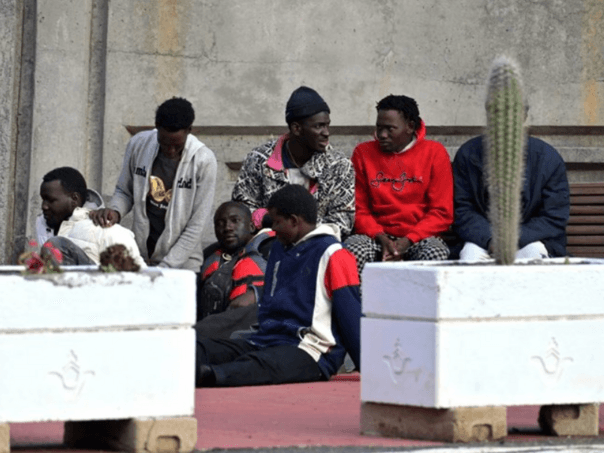 Španija legalizuje status 500.000 migranata bez papira