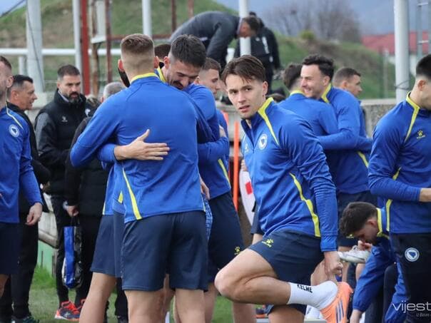 Zmajevi u Butmiru: Prvi trening pred ključni dvoboj s Velsom