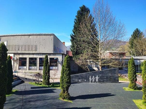 Počinju radovi na sanaciji krova Centra za kulturu u Goraždu