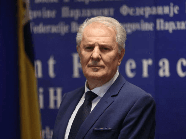 Lendo čestitao pripadnicima Sedmog korpusa Armije RBiH