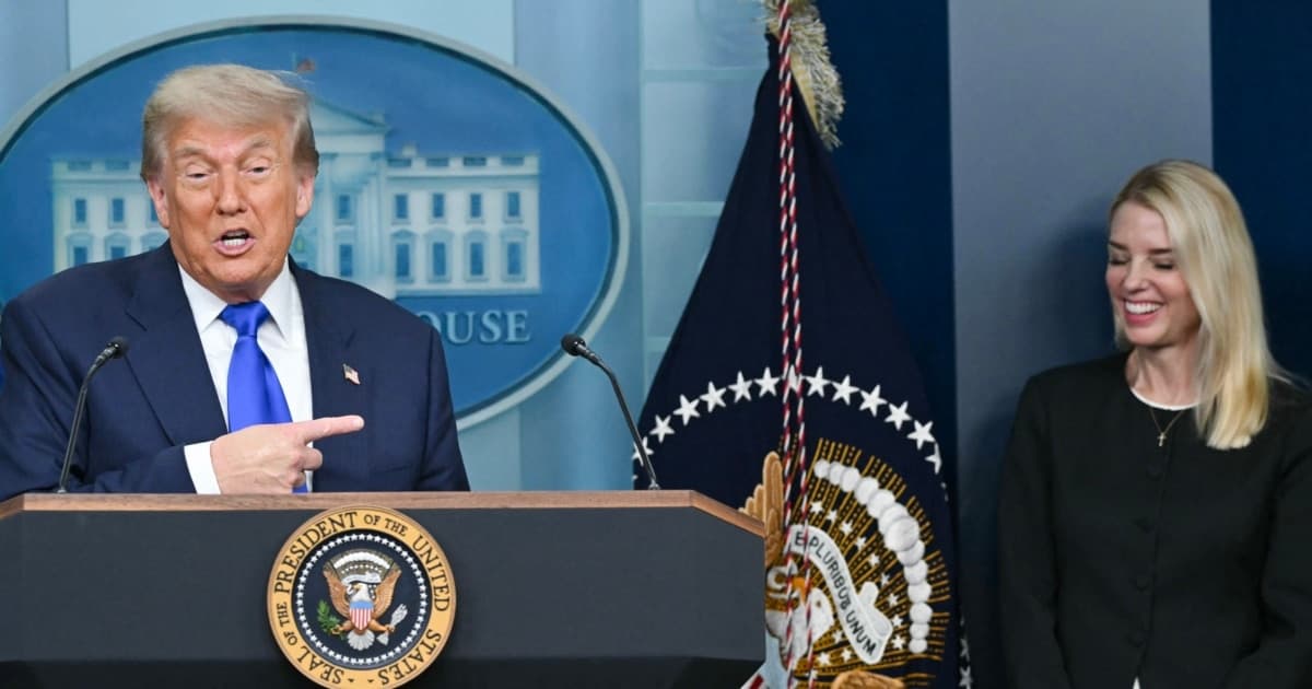Trump smijenio državnu tužiteljicu Pam Bondi zbog nezadovoljstva radom