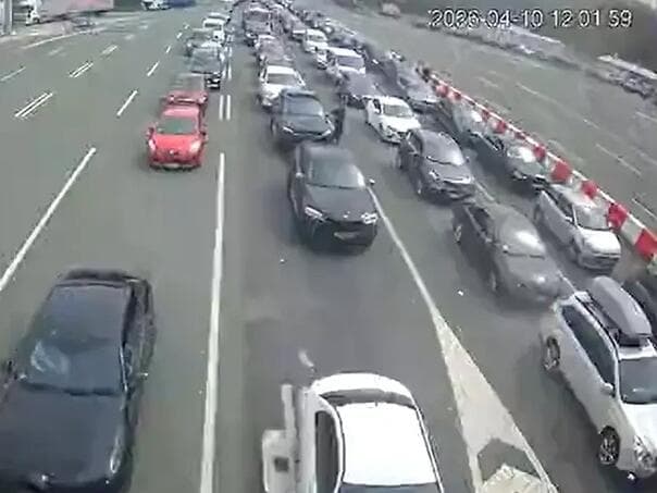 Skoro 300 djece iz Srbije čekalo na granici sa Hrvatskom