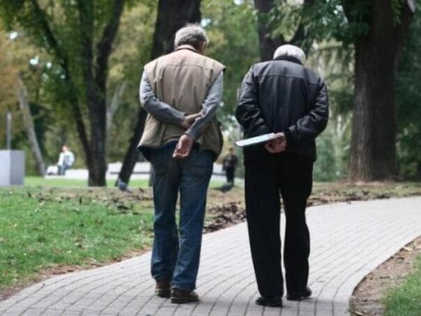 Skoro 10.000 penzionera u RS gubi zdravstveno osiguranje od 1. maja
