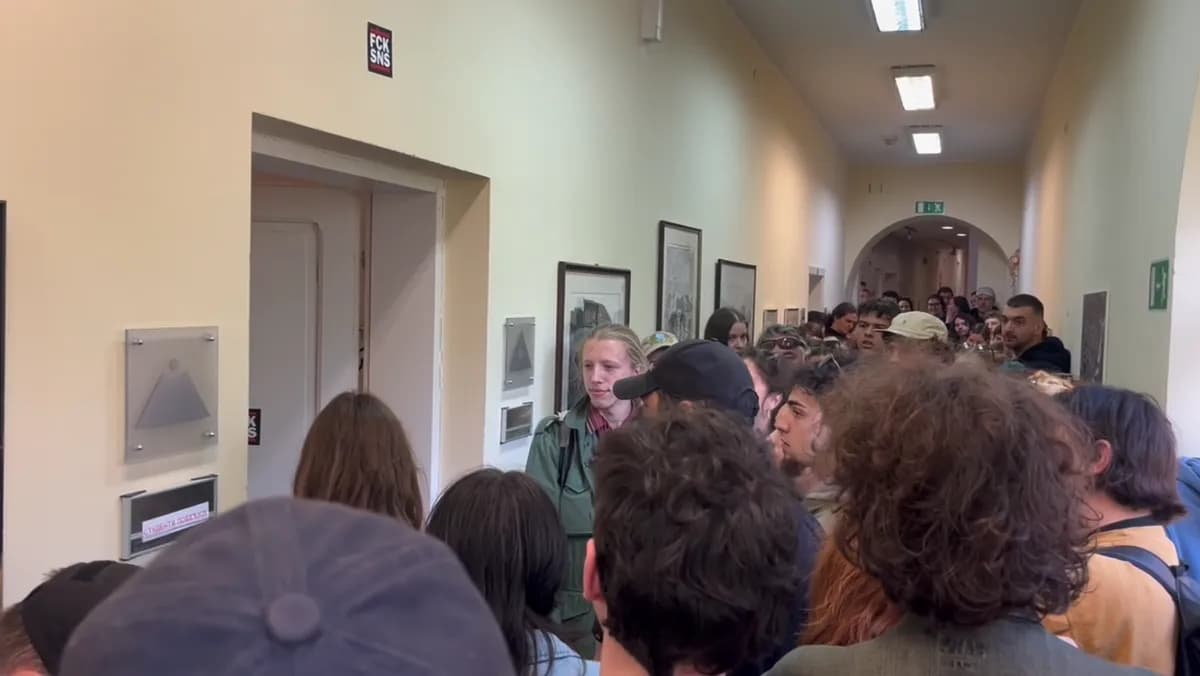 Studenti Akademije umetnosti u Novom Sadu traže ostavku dekana