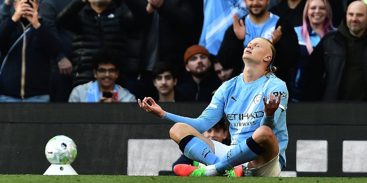 Manchester City ima priliku da preuzme vrh Premier lige večeras protiv Burnleya