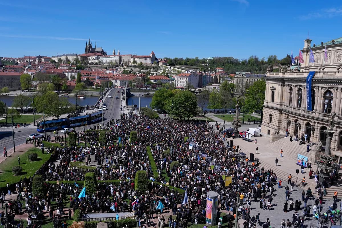 Demonstracije u Češkoj zbog zaštite nezavisnosti javne RTV