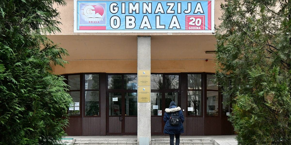 Učenik napao profesoricu u sarajevskoj gimnaziji, sindikat traži hitne izmjene zakona