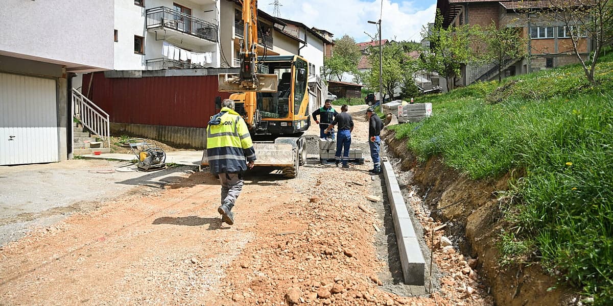 Efendić obišao završne radove na vodovodu i cesti u Briješću