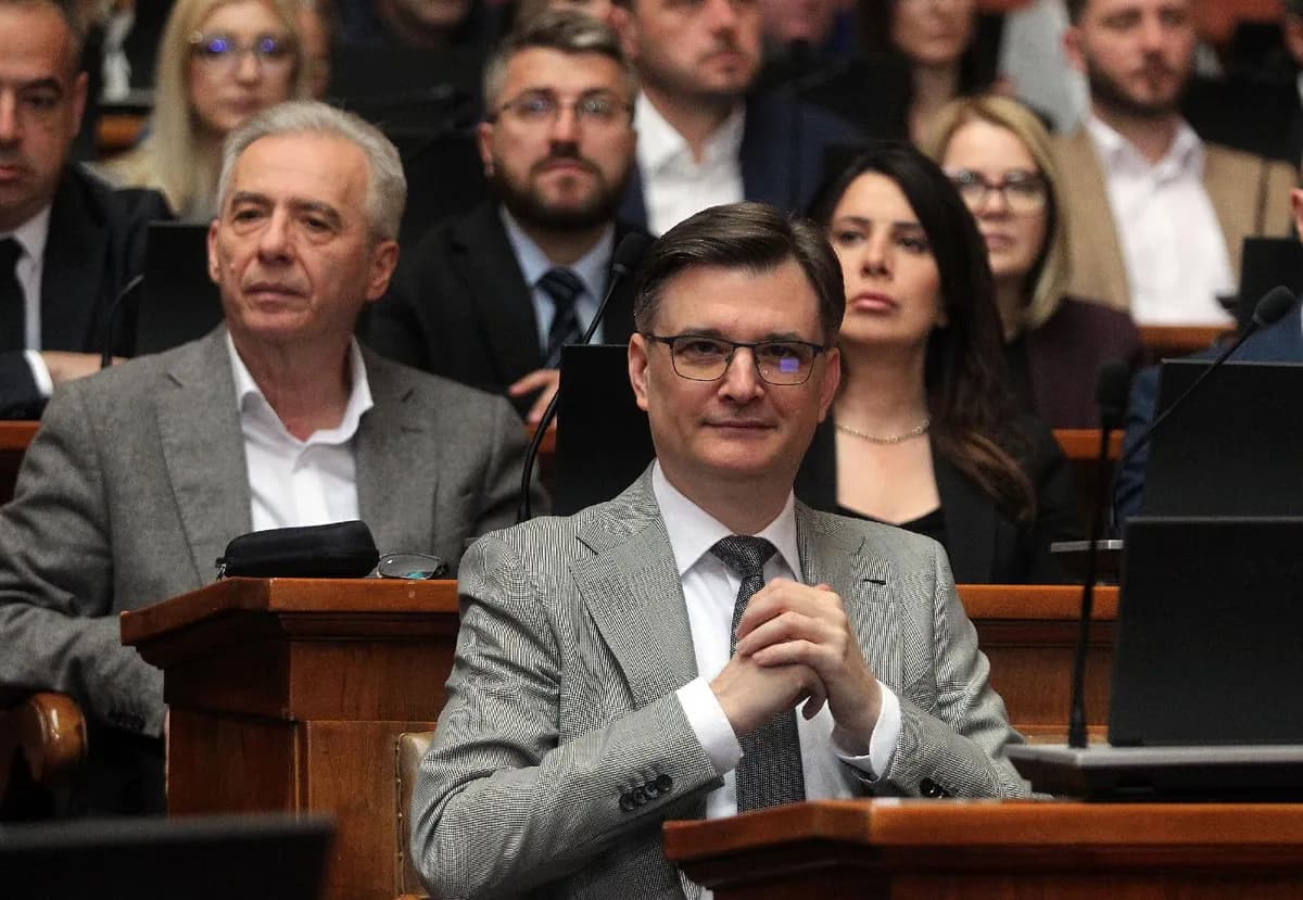 Jovanov prihvata kritiku UNS-a i povlači uvredljive izjave