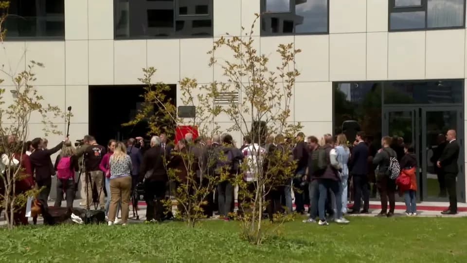 N1 novinarka onemogućena da izveštava sa otvaranja počasnog konzulata Rusije