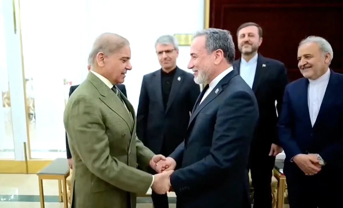 Iranski ministar Aragči se vratio u Pakistan bez sastanka s američkim izaslanicima