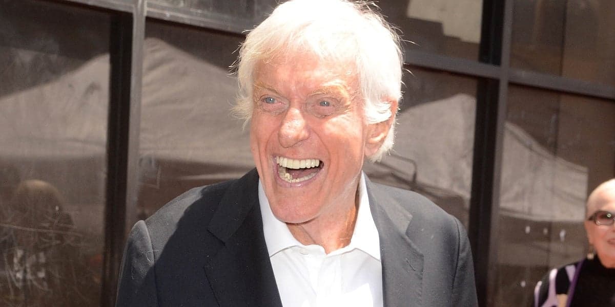 Dick Van Dyke u dobrom raspoloženju na stotom rođendanu