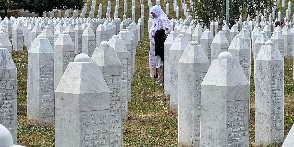 Žrtve genocida protiv puštanja Ratka Mladića: Kazna mora biti izvršena