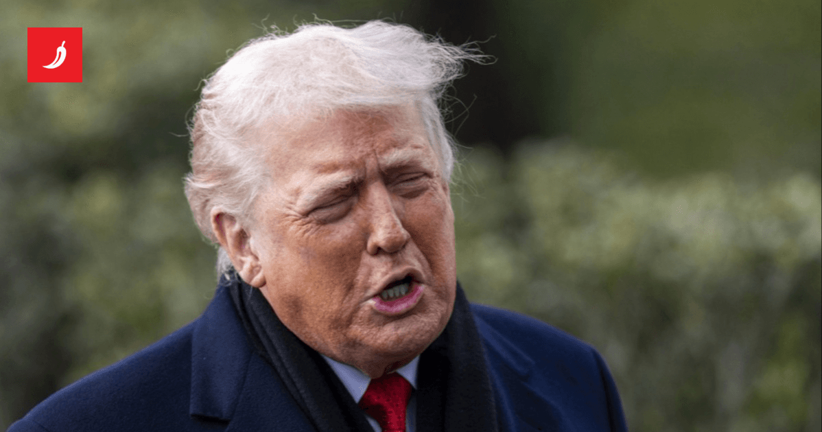Trump glasao poštom dok kritizira tu praksu