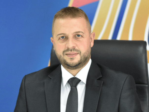 Nešković kritizira mjeru povrata od 10 pfeninga po litru goriva