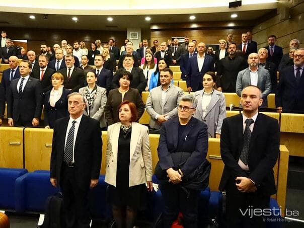 Zastupnici Parlamenta FBiH podržali izmjene Zakona o Južnoj interkonekciji