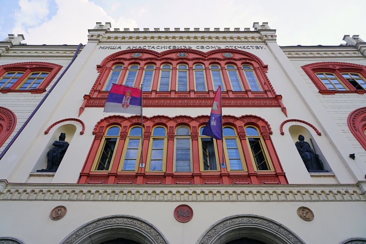 Rektor Beogradskog univerziteta sa dekanima o zaštiti institucije